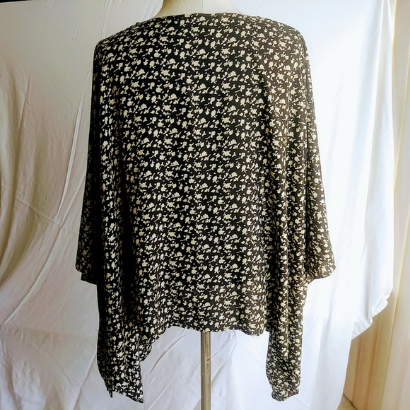 Foreign Exchange light rayon cardi size large - Picture 2 of 4